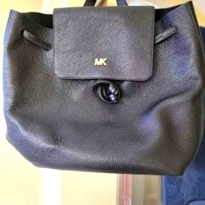 Authentic Michael Kors Medium Junie Backpack